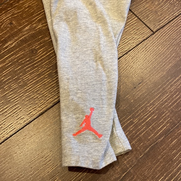 Air Jordon Leggings - Picture 2 of 3